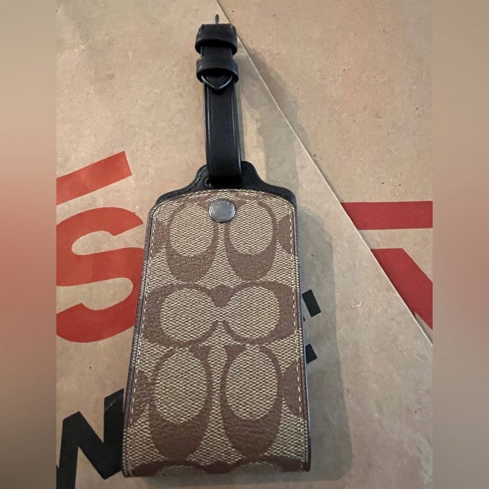 Coach luggage tag